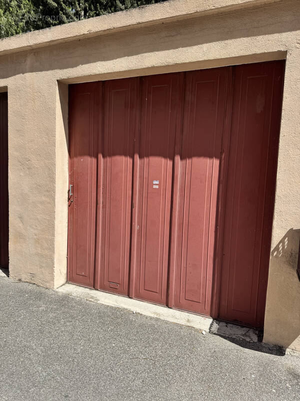Parking à AIX-EN-PROVENCE