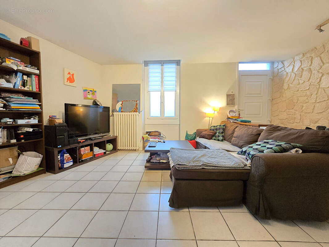 Appartement à FLEURY-LES-AUBRAIS