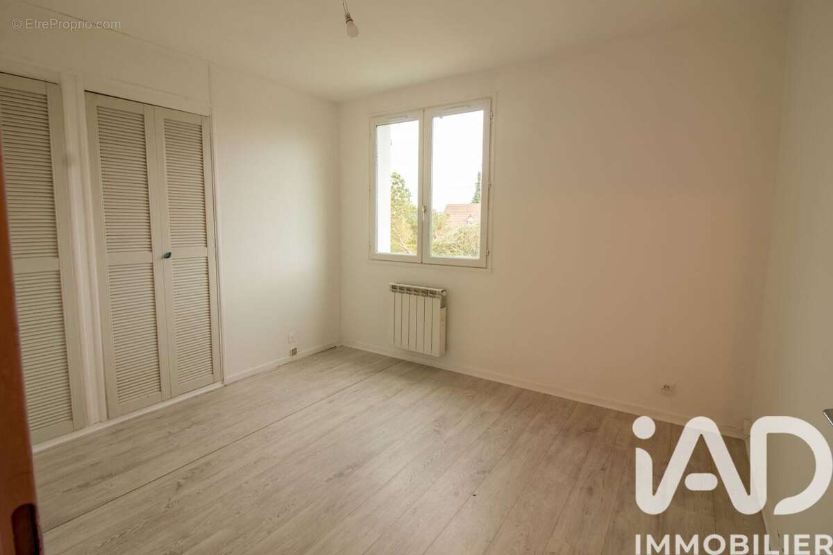 Photo 9 - Maison à MONTFORT-L'AMAURY