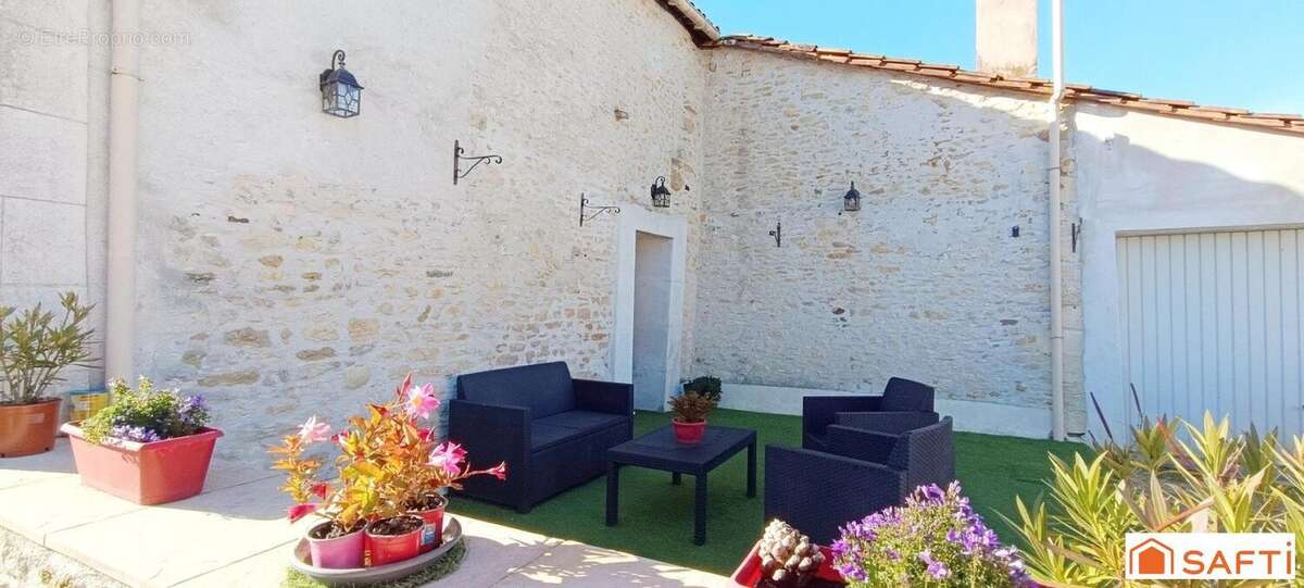 Photo 3 - Maison à BERCLOUX