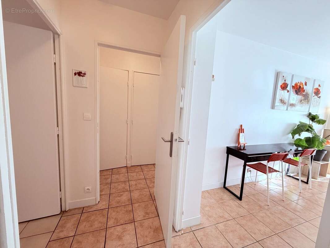 APPARTEMENT - 3 Pièces - 64m² - photo 5