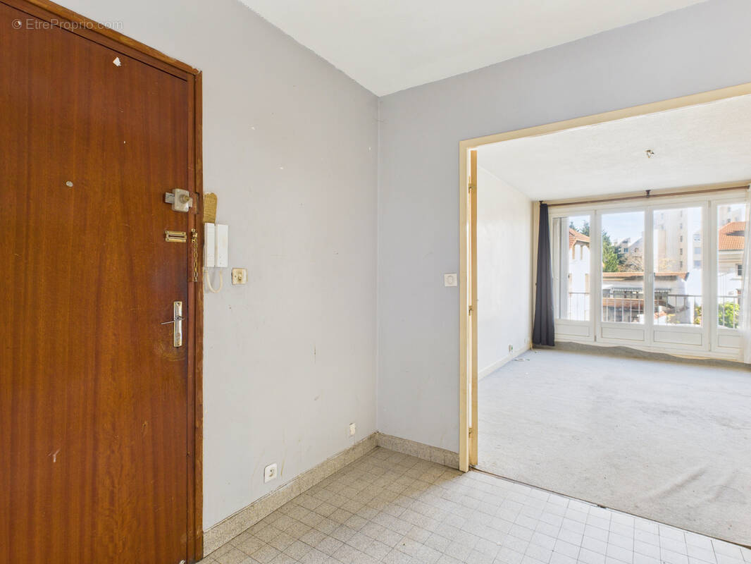 Appartement à SAINT-ETIENNE