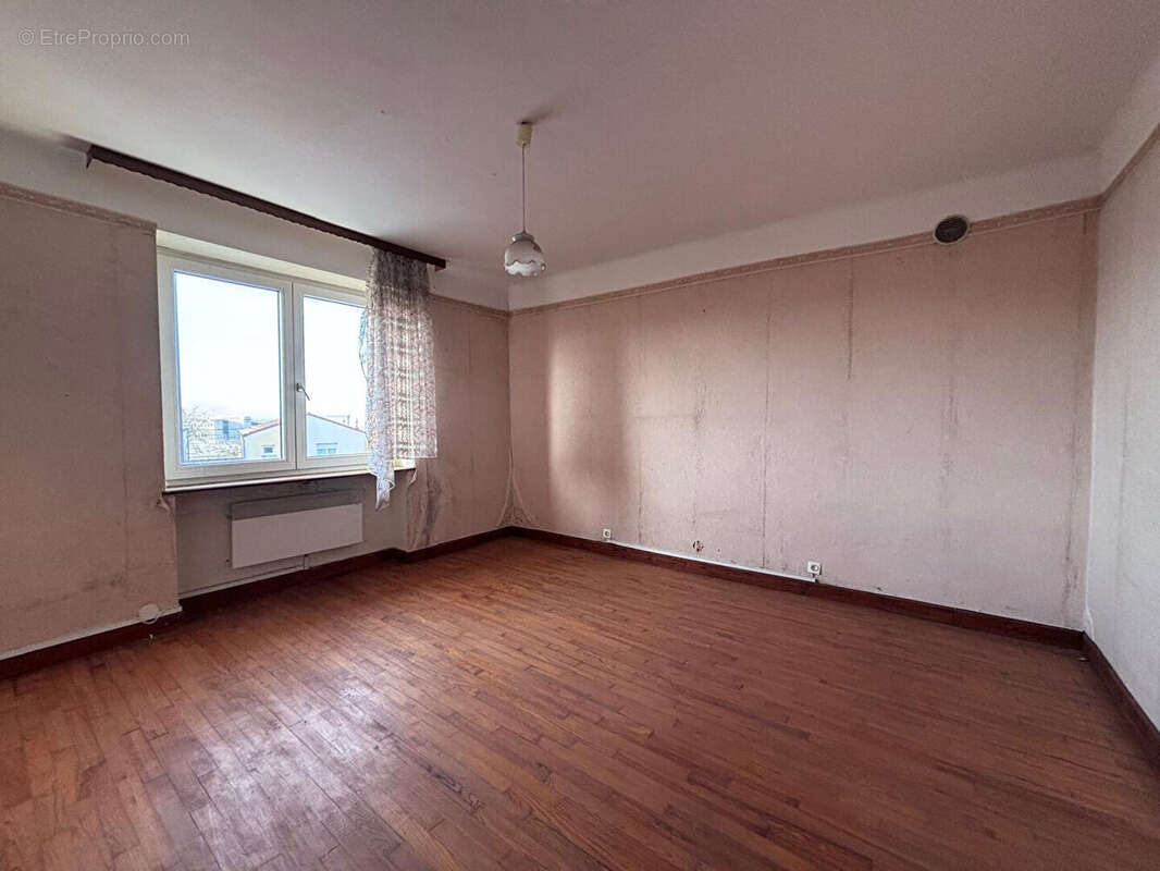 Maison à SAINTE-MARIE-AUX-CHENES