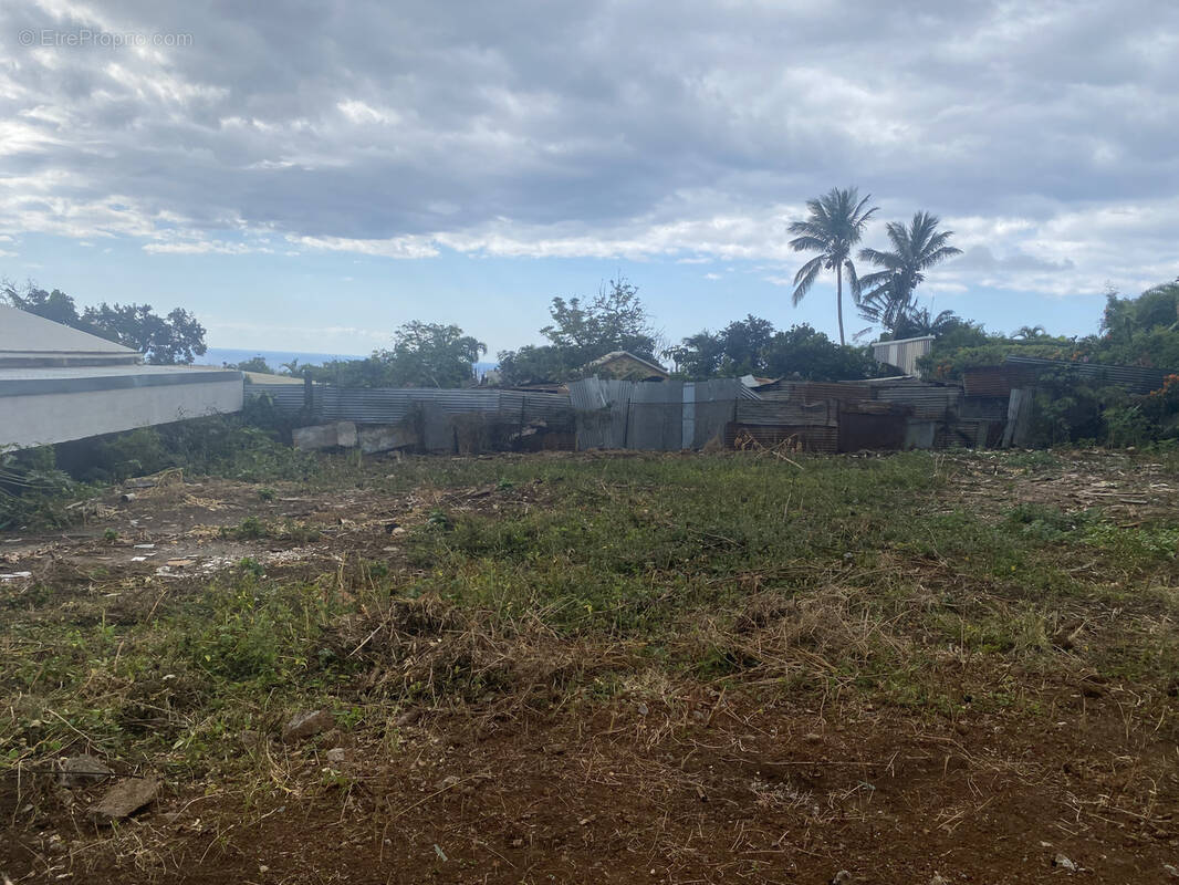 Terrain à SAINT-DENIS