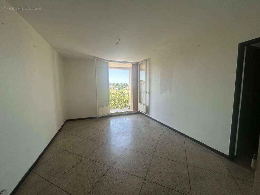 Appartement à MARSEILLE-10E