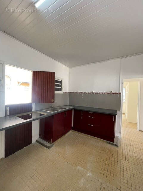 Villa de type 4 avec 3 chambres + bureau +  garage ferme et jardin clos - photo 9