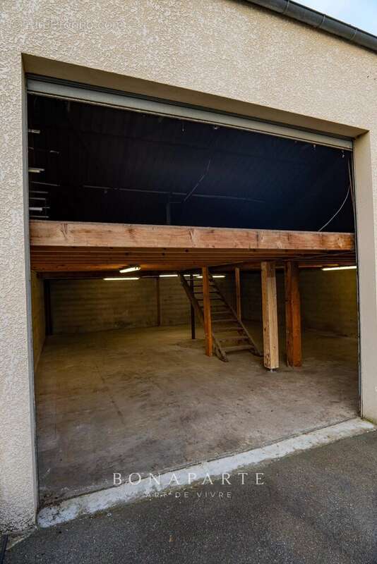 MEILLON – Locaux professionnels avec entrepôt et bureaux – 625 m² - photo 11