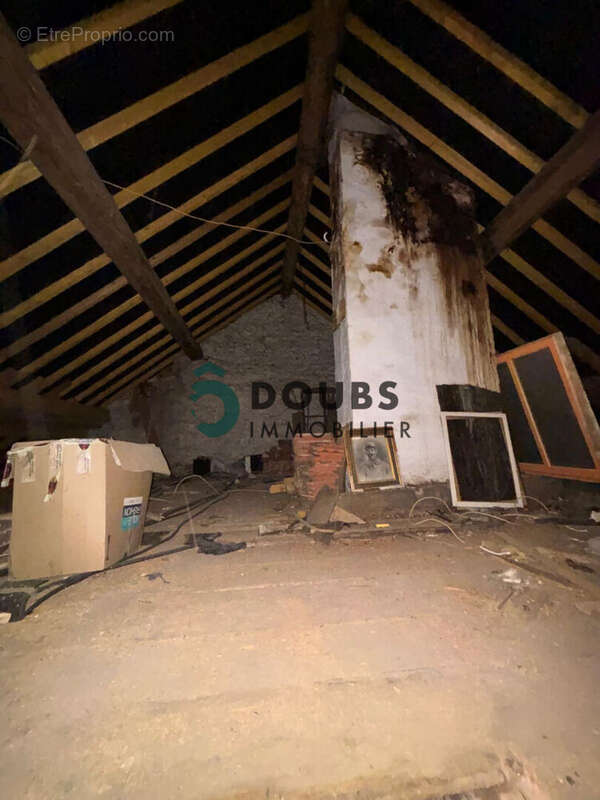 Appartement à VERCEL-VILLEDIEU-LE-CAMP