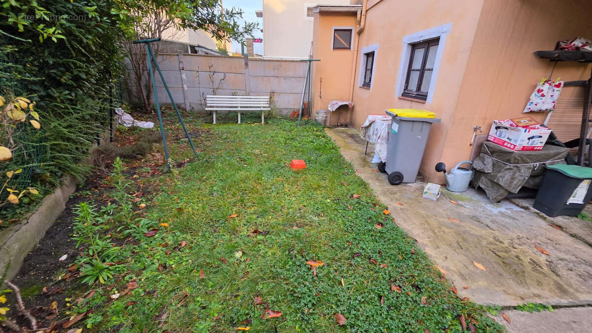 Maison à TREMBLAY-EN-FRANCE