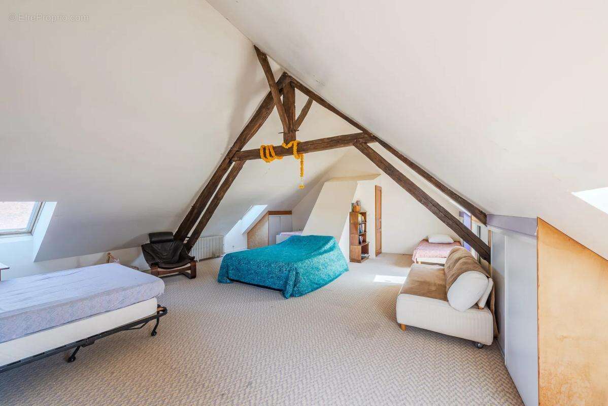 Maison de 4 pièces de 139 m² à Vendières - photo 6