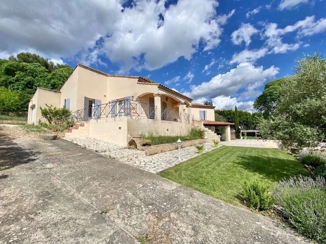 A 5 mn d'UZES (30) Maison de plain-pied 125 m2 avec vue panoramique - photo 25