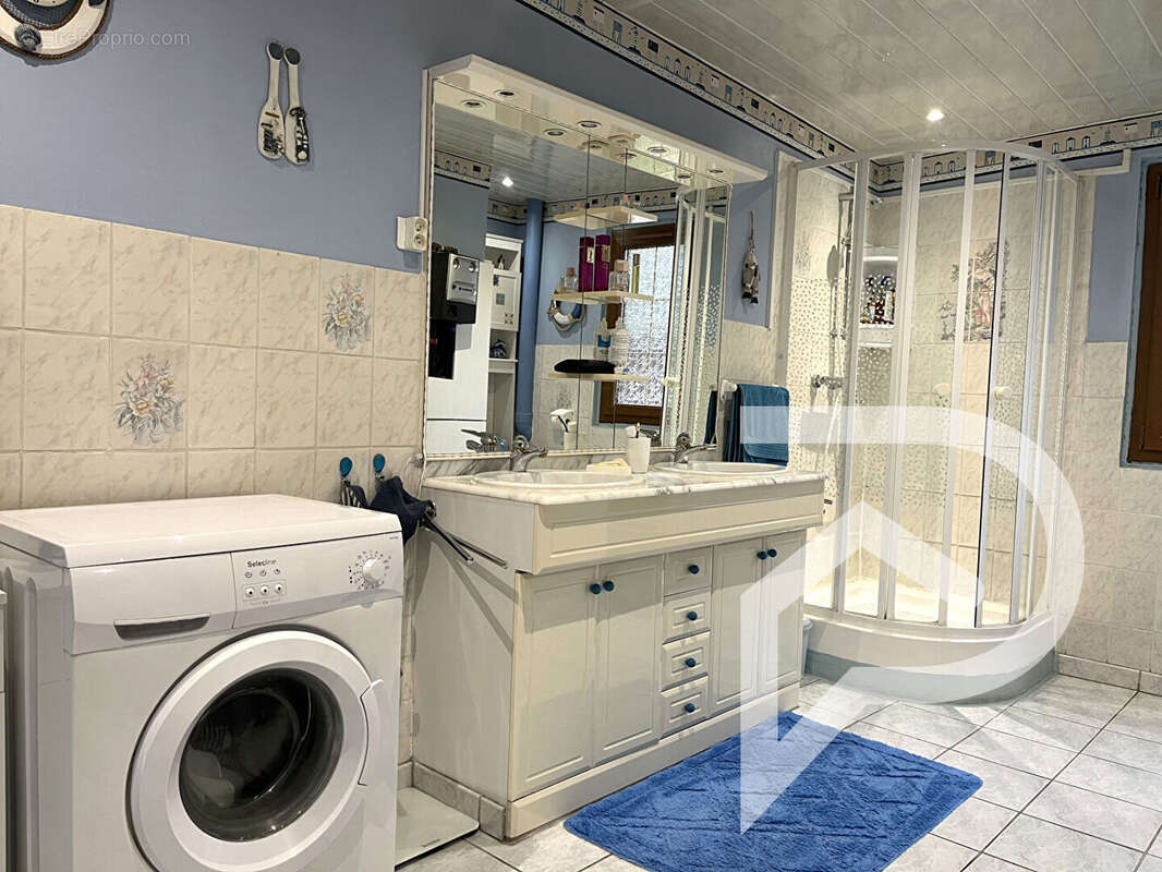 Maison à GRANDVILLERS-AUX-BOIS