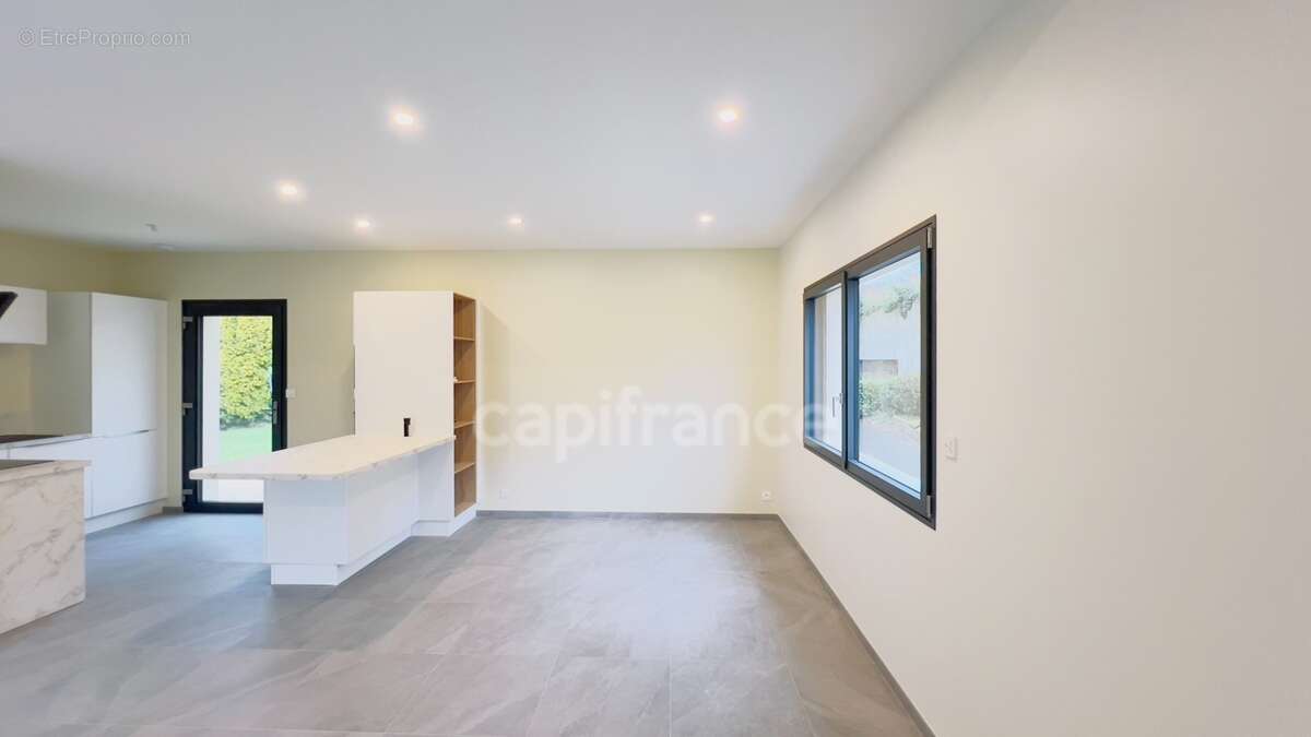 GOURIN (56) – Maison à vendre : 5 pièces, 122 m² habitables, garage, atelier, terrain de 815 m² - photo 6