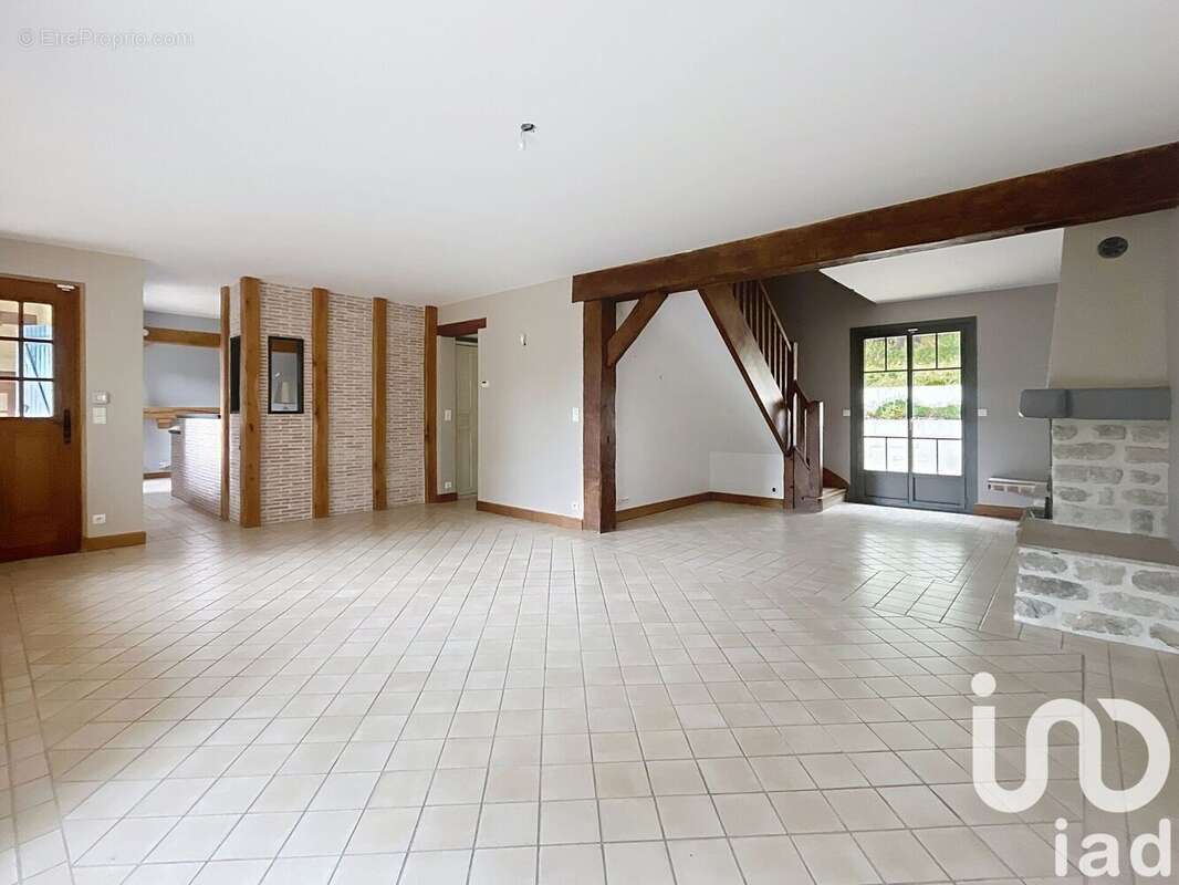 Maison 200 m² à Buthiers  - photo 6
