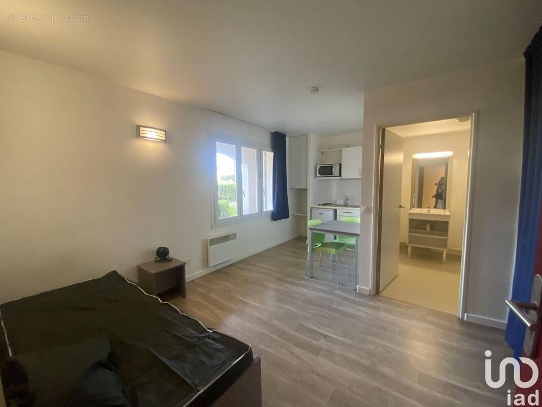 Photo 1 - Appartement à MAGNY-LE-HONGRE