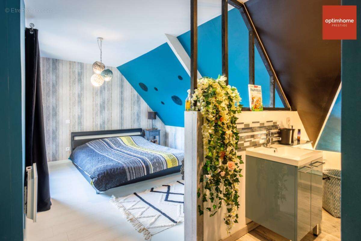 Magnifique maison contemporaine de 300 m² avec piscine intérieure et 5 chambres - photo 39