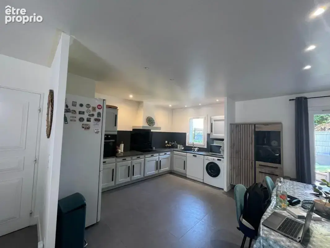 Luynes – maison avec jardin et garage, à deux pas du village - photo 4