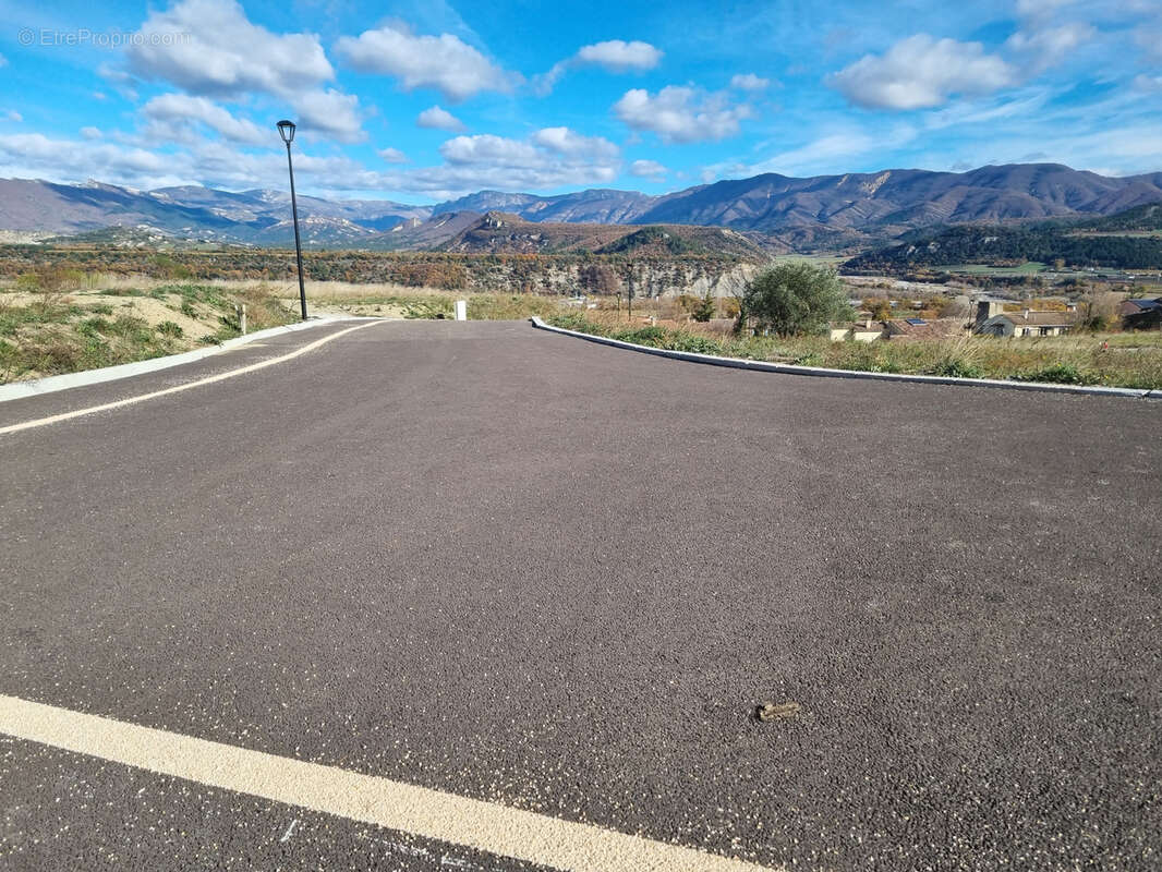 Terrain à AUBIGNOSC