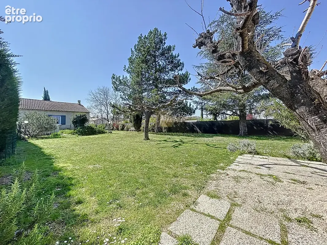 Mazan garage 90m² sur terrain constructible viabilise de 719m² - photo 9