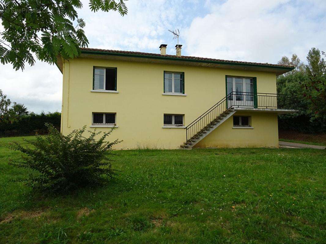 Maison à SAINTE-COLOMBE