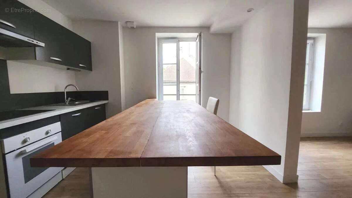 Appartement à BEYNES