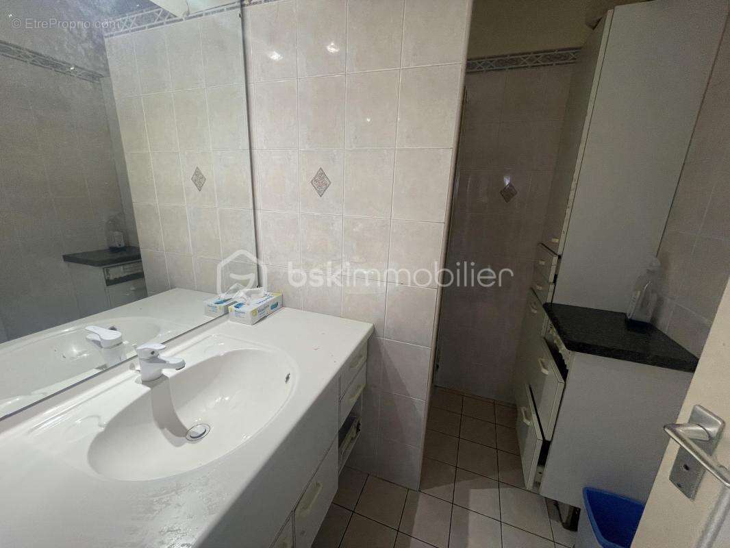 Appartement à FONTENAY-SOUS-BOIS