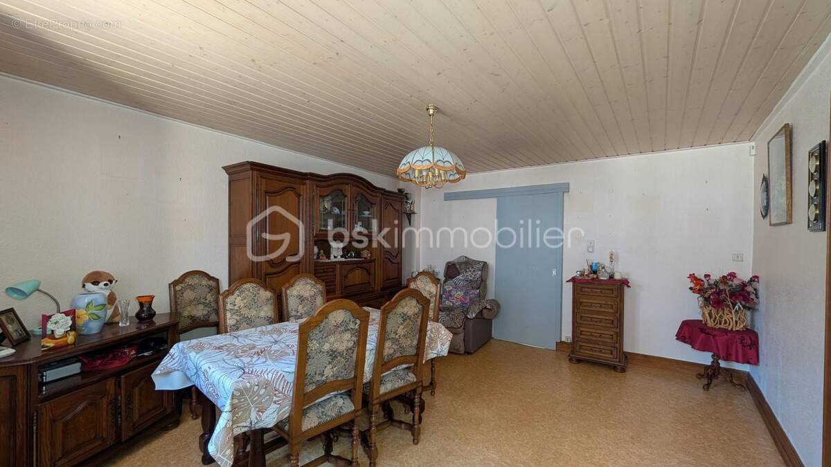 Maison à RUSS