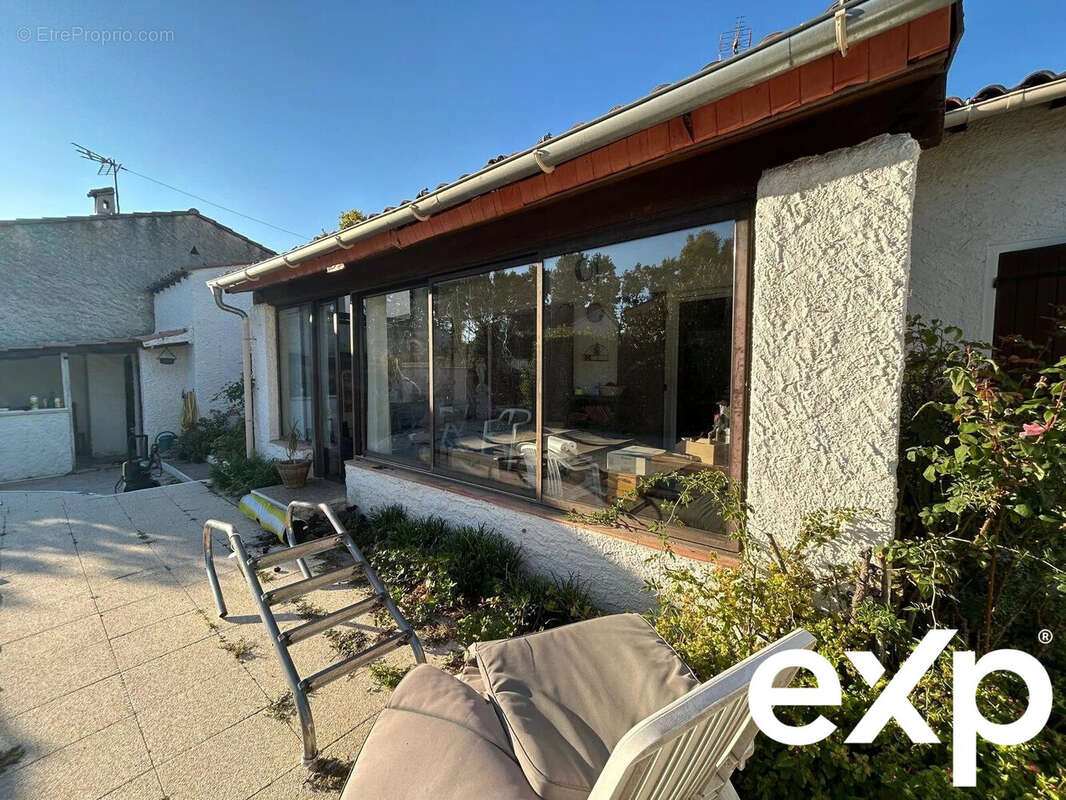 Maison à PELISSANNE