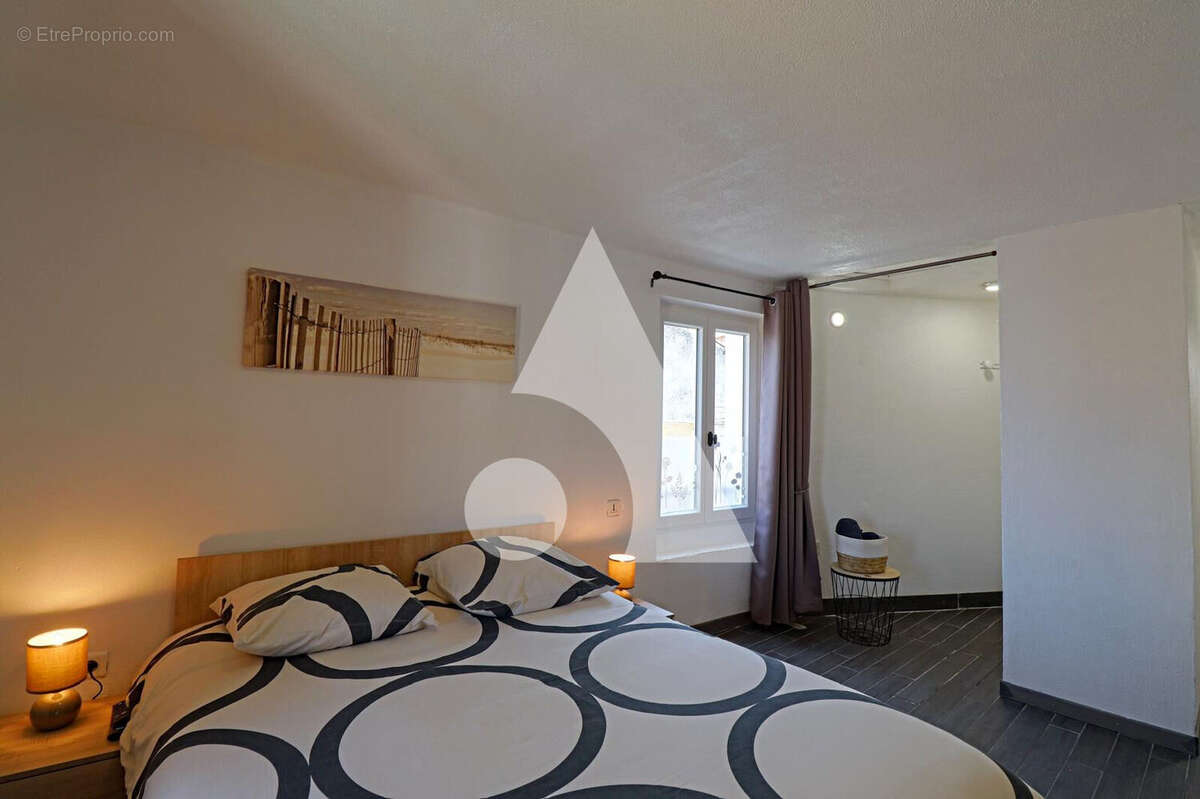 Maison à VINON-SUR-VERDON