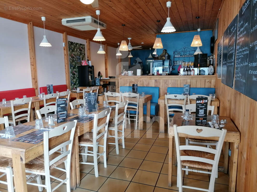 Commerce à BOURG-DE-PEAGE