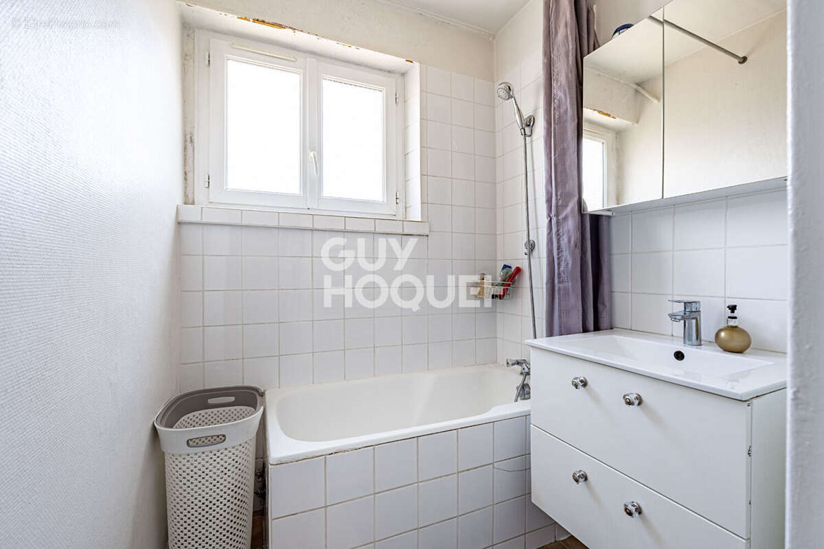 Appartement à ASNIERES-SUR-SEINE