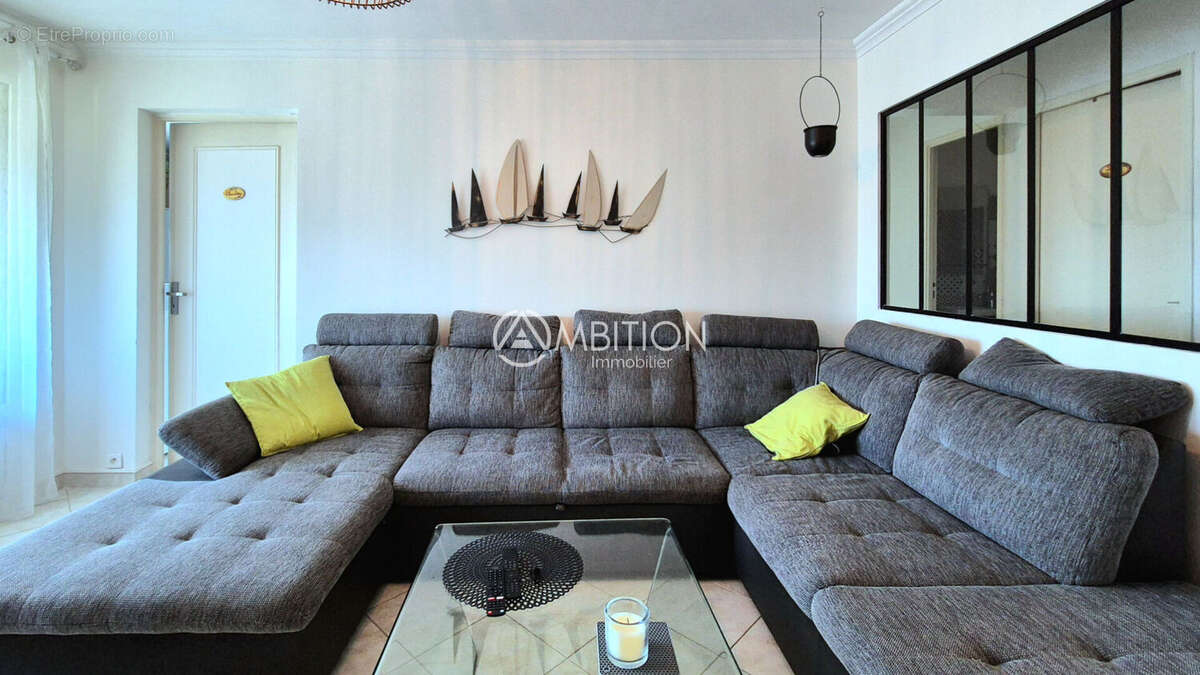 Appartement à FREJUS