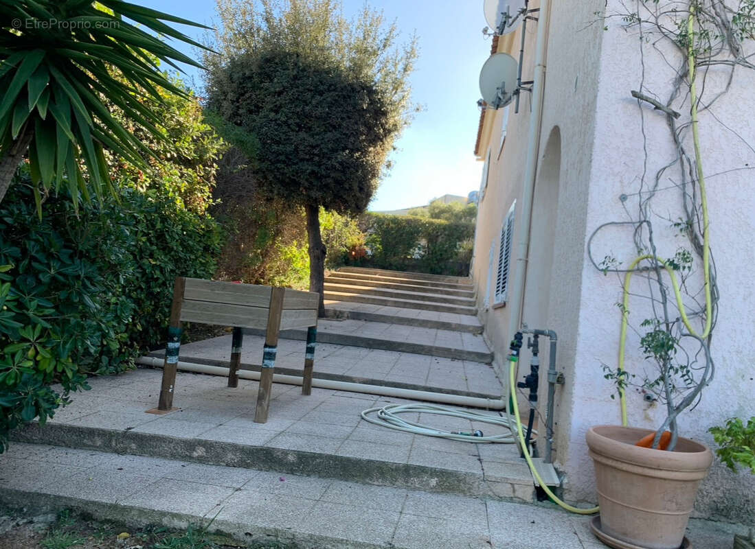Maison à L'ILE-ROUSSE