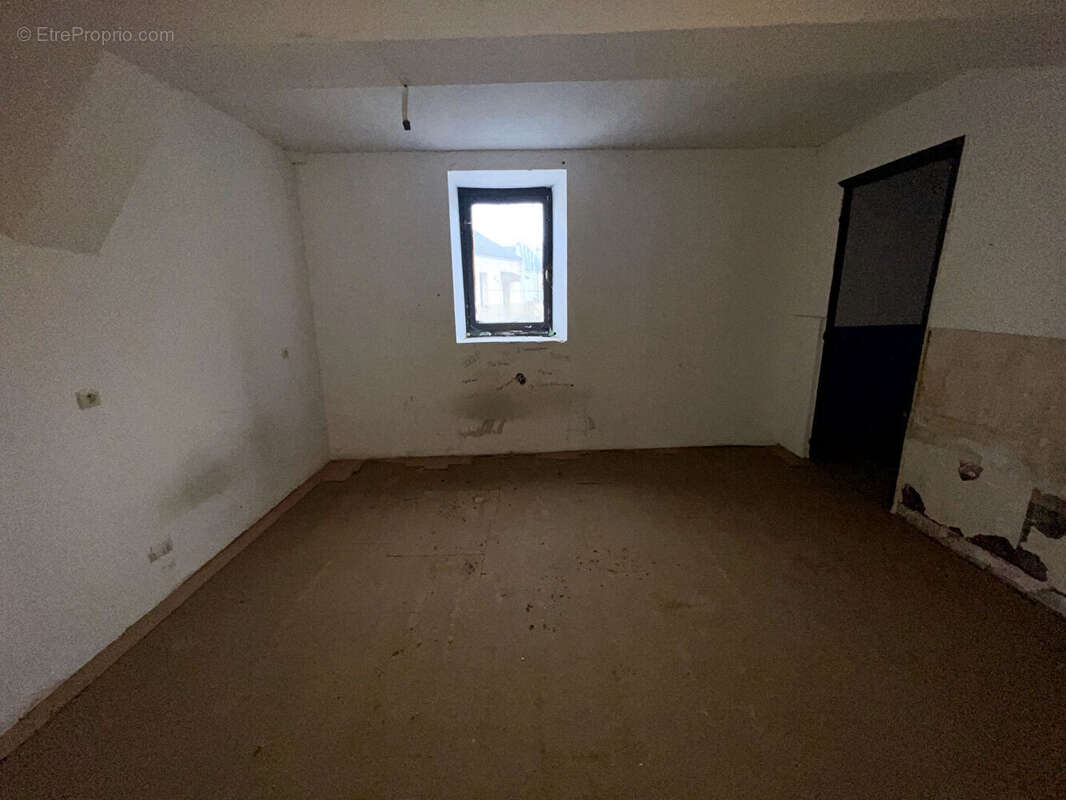 Appartement à GUISE