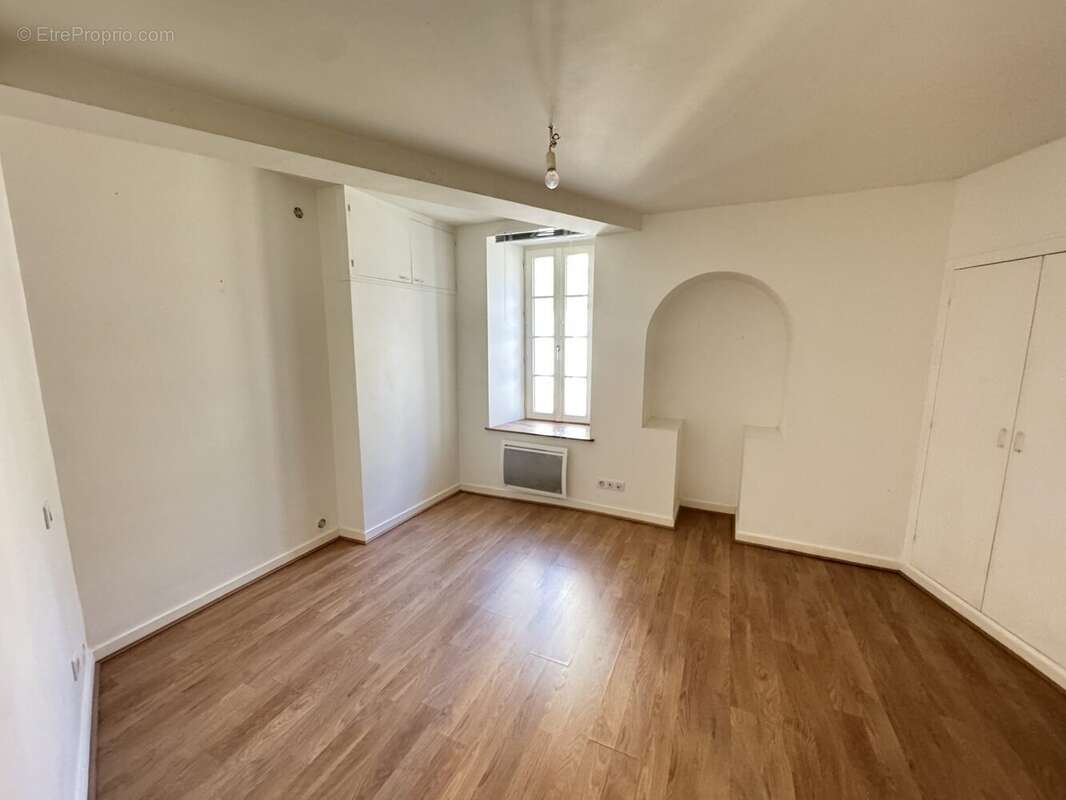 Appartement à SAINTES