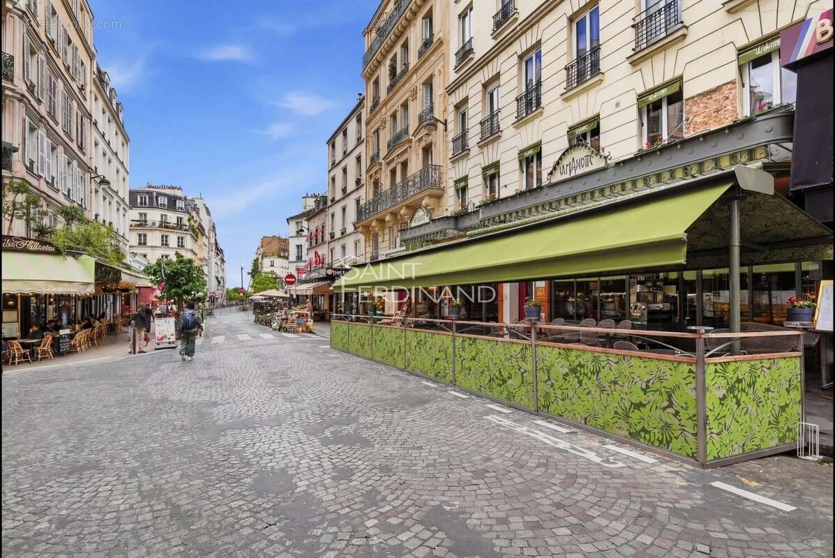 Exclusivité. Paris 18ème Abbesses.  Magnifique Triplex de 6 pièces  4 chambres. - photo 17