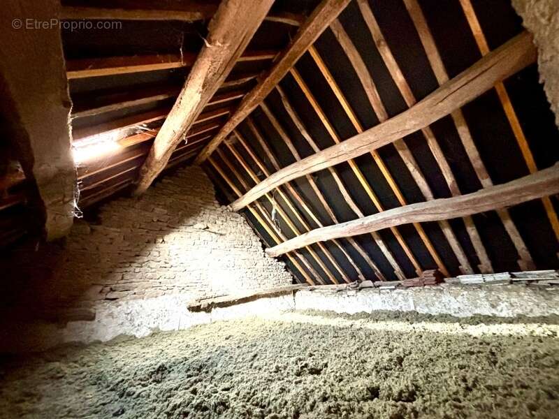 Maison à SAINT-GENGOUX-LE-NATIONAL