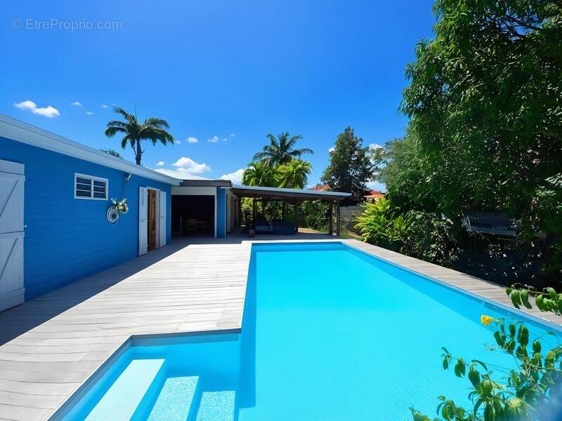 Maison à SAINTE-ANNE