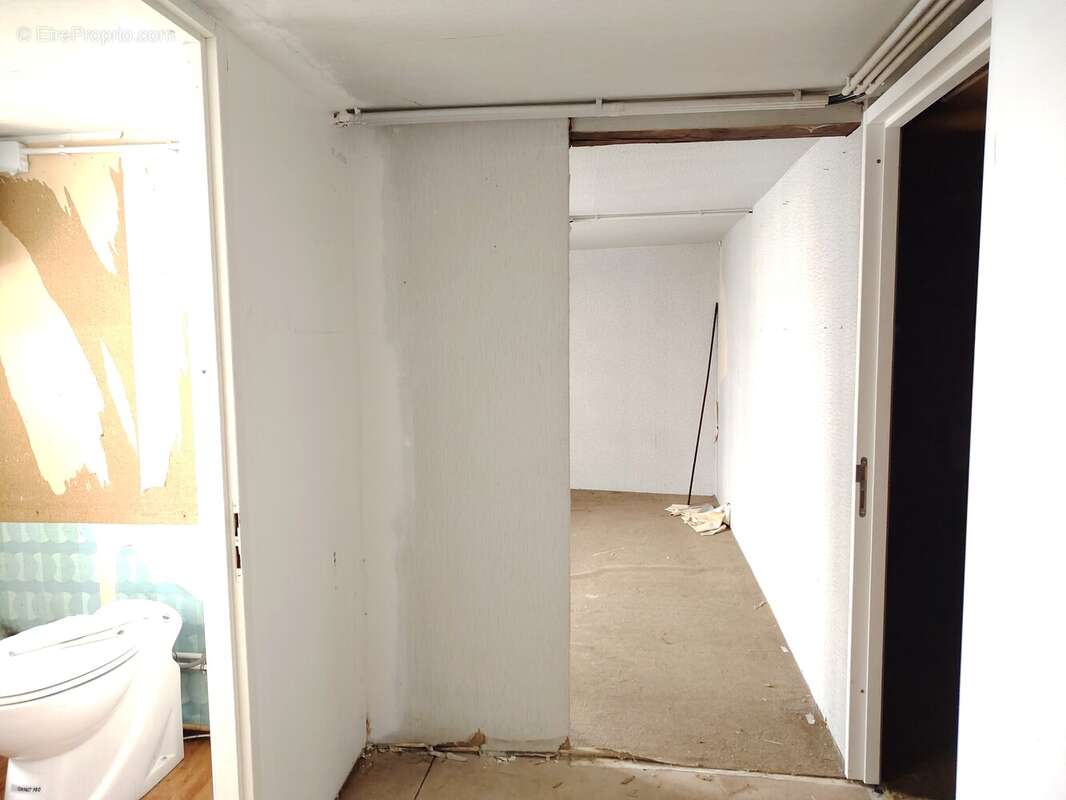 Immeuble de rapport - 3 appartements + 1 local - photo 6