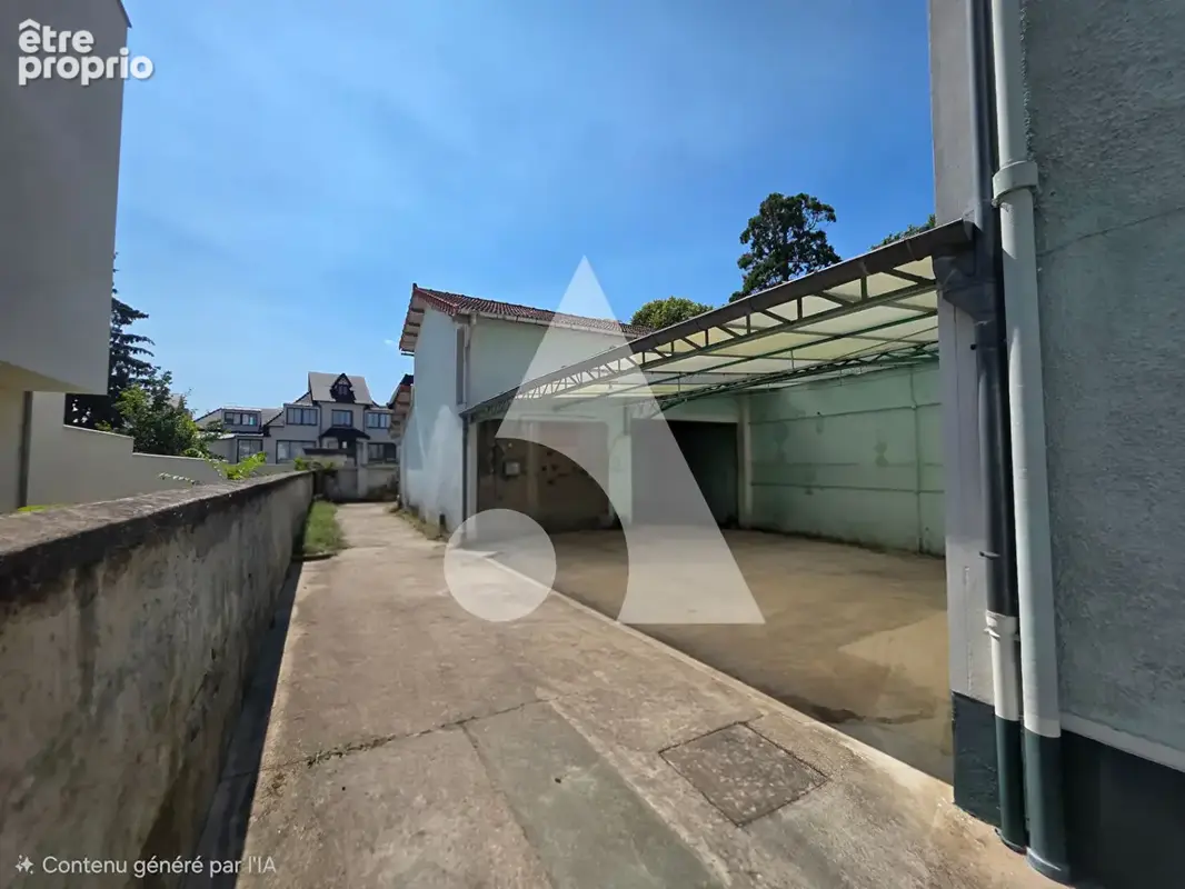 Maison d'habitation avec bâtiment - photo 6