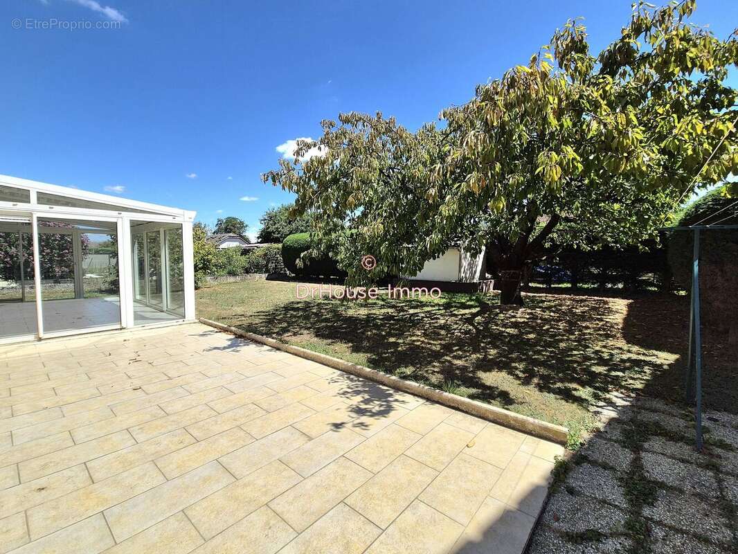 Maison à CHATENOY-LE-ROYAL