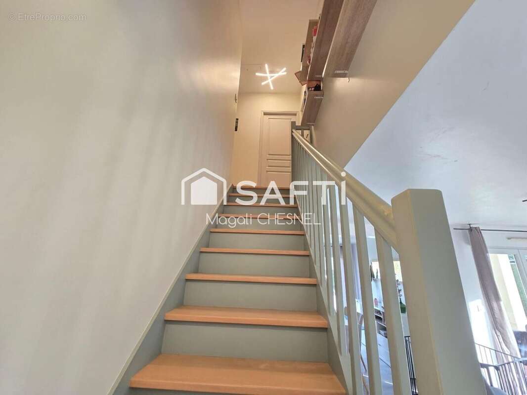 Photo 8 - Maison à SAINT-THUAL