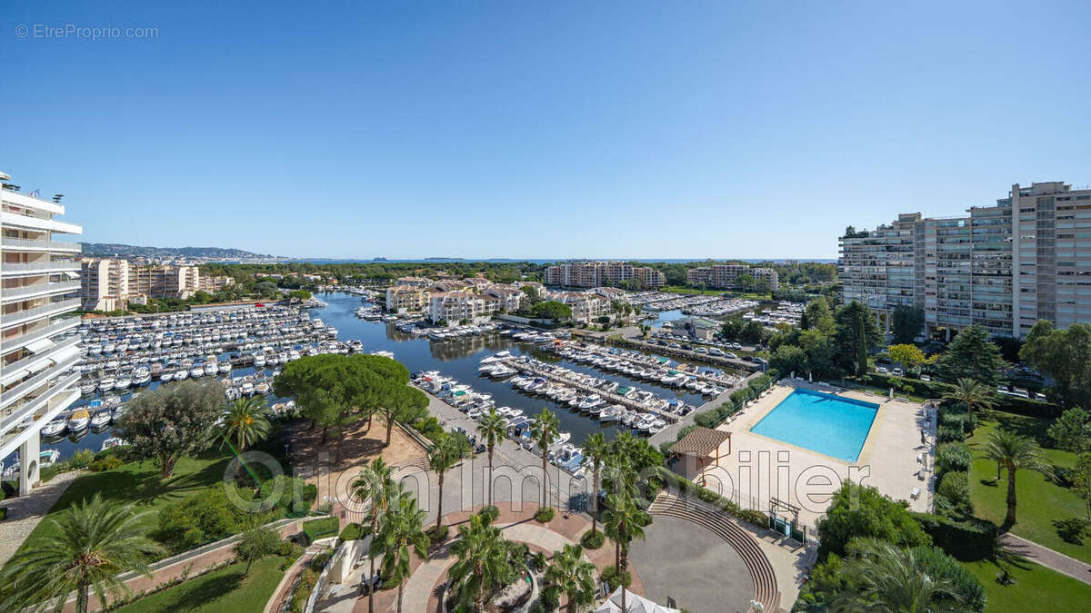 Appartement à MANDELIEU-LA-NAPOULE