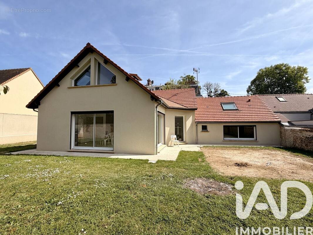 Photo 1 - Maison à SOISY-SUR-SEINE