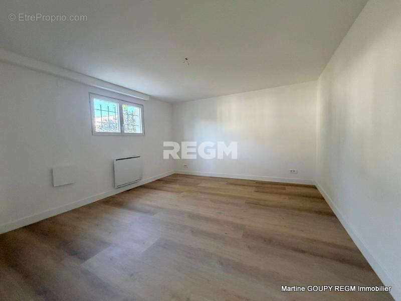 FLEURY-LES-AUBRAIS (45400)   Maison rénovée 160 m2 à fort potentiel d’évolution et double projection   5 chbr - photo 25
