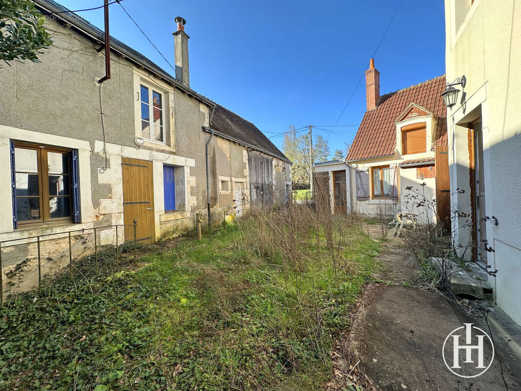 Maison à LA CELLE-CONDE