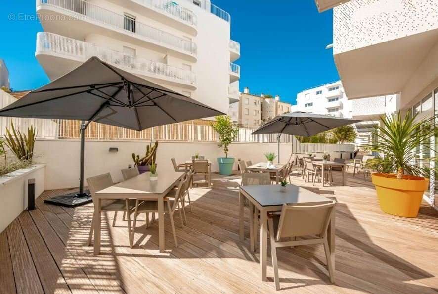INVESTISSEMENT LOCATIF  La Seyne-sur-Mer  Résidence Seniors Stella Port Provence  6.91% de rentabilité - photo 6