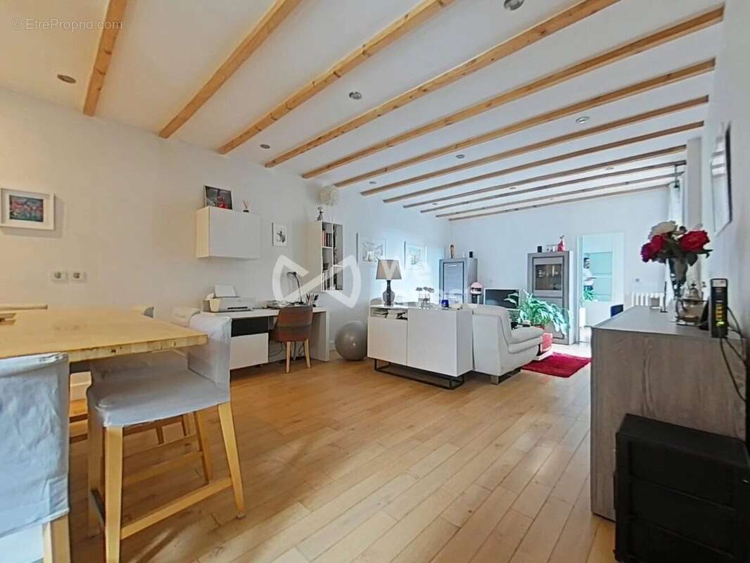 Appartement à COLOMBES