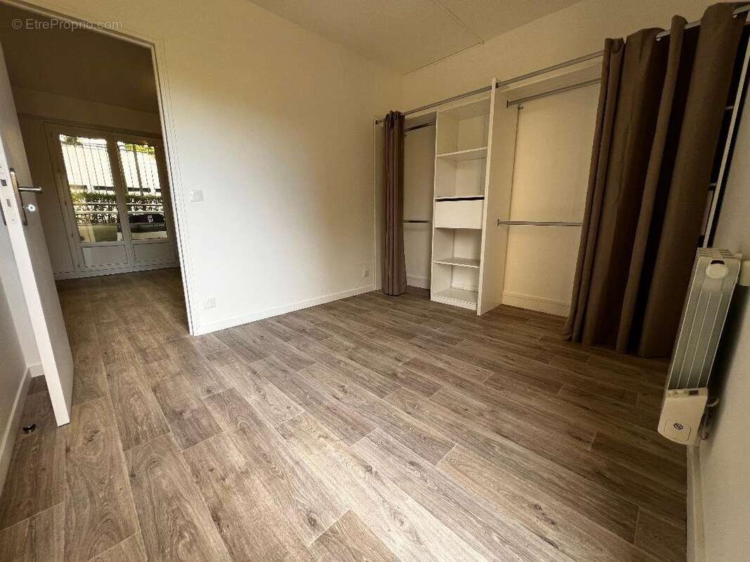 Appartement à VILLE-D'AVRAY