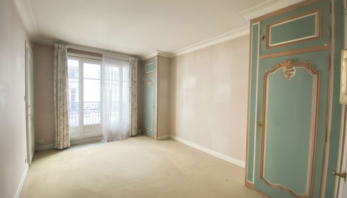 Appartement à BOULOGNE-BILLANCOURT